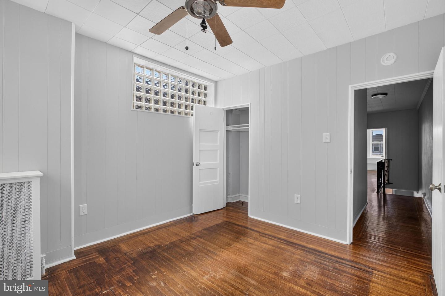 551 W Duncannon Ave Property Photo 11