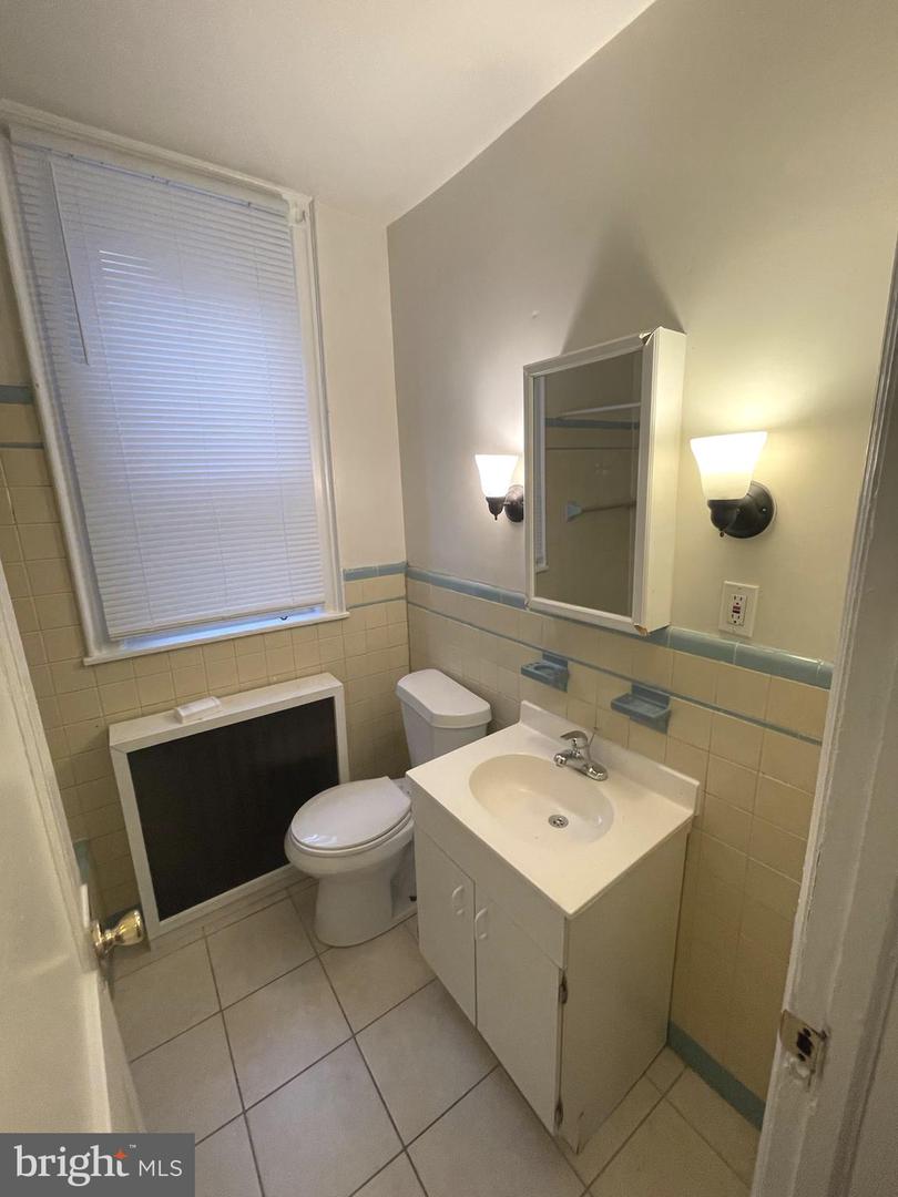 226 S 56th St #2 Property Photo 12