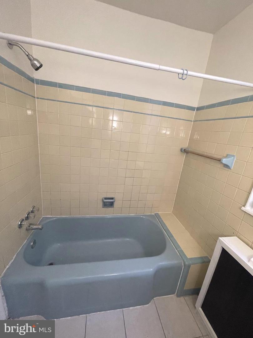 226 S 56th St #2 Property Photo 13