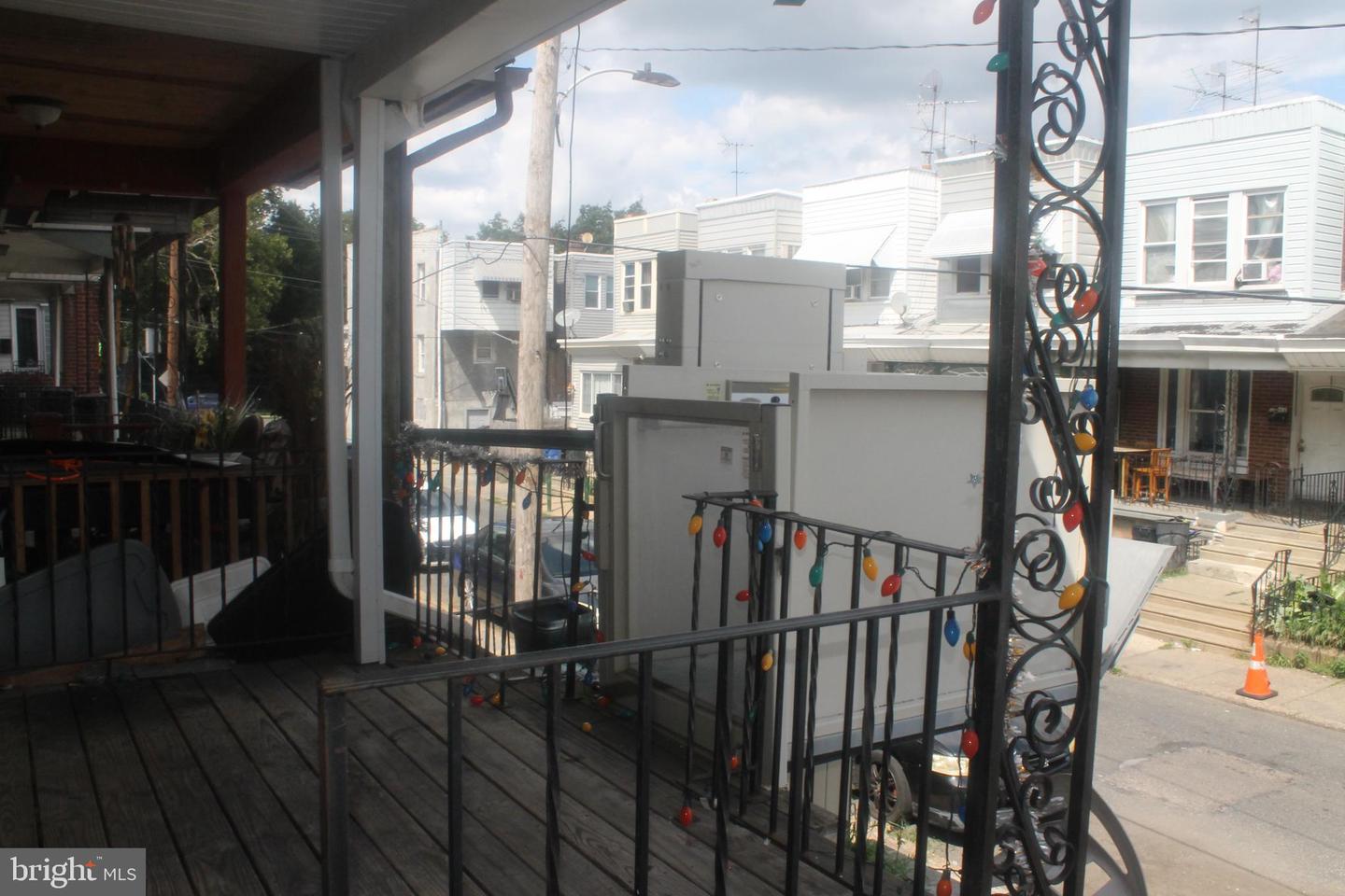 4038 Neilson St Property Photo 4