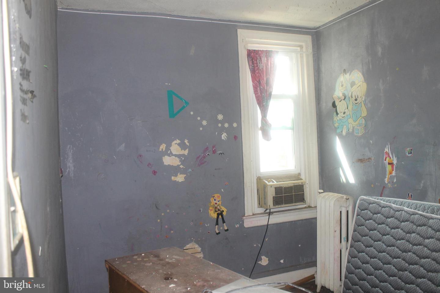 4038 Neilson St Property Photo 18