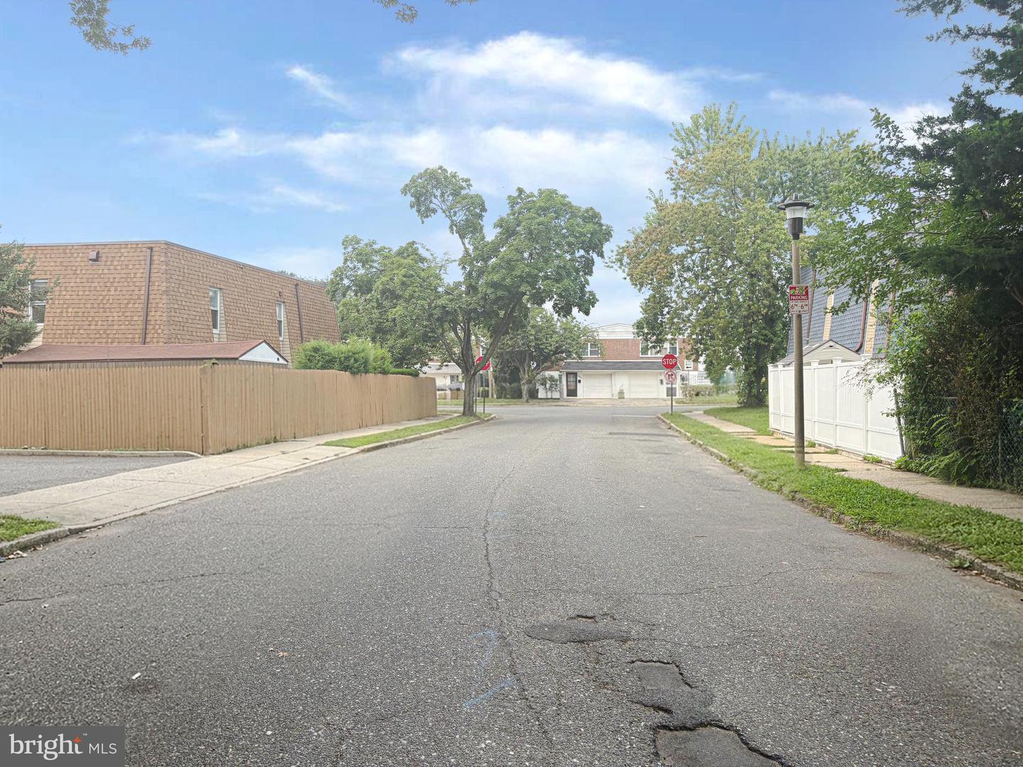 9807 Bonner St Property Photo 6