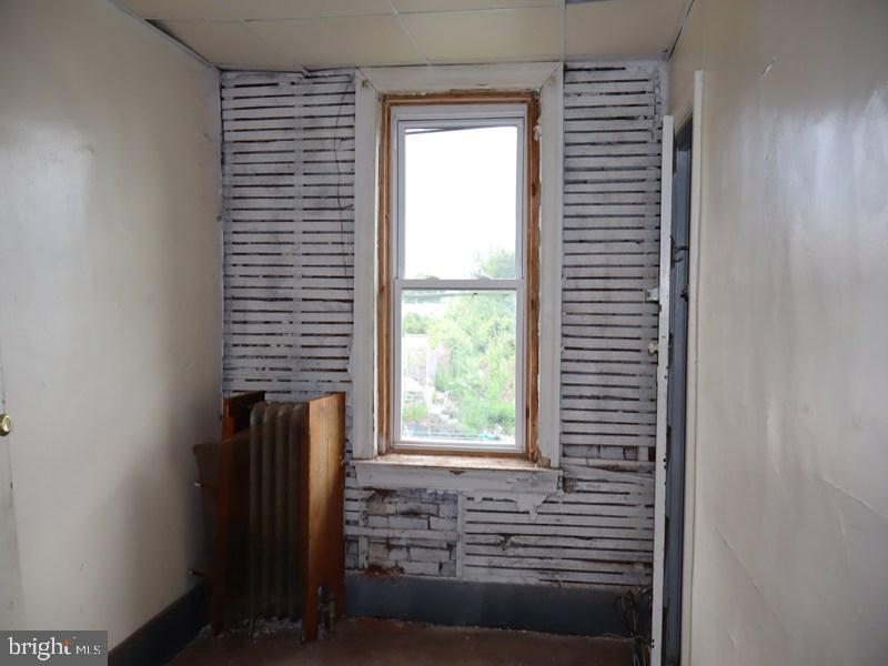 6702 Linmore Ave Property Photo 11