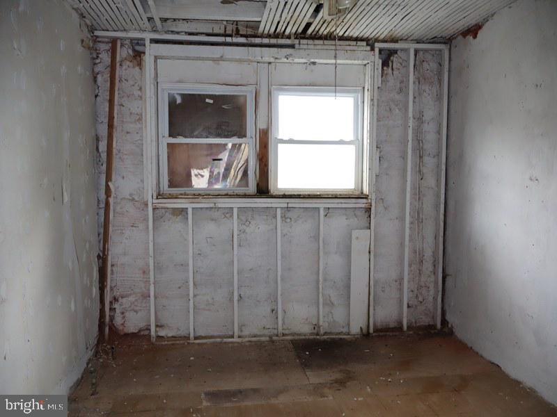 6702 Linmore Ave Property Photo 14