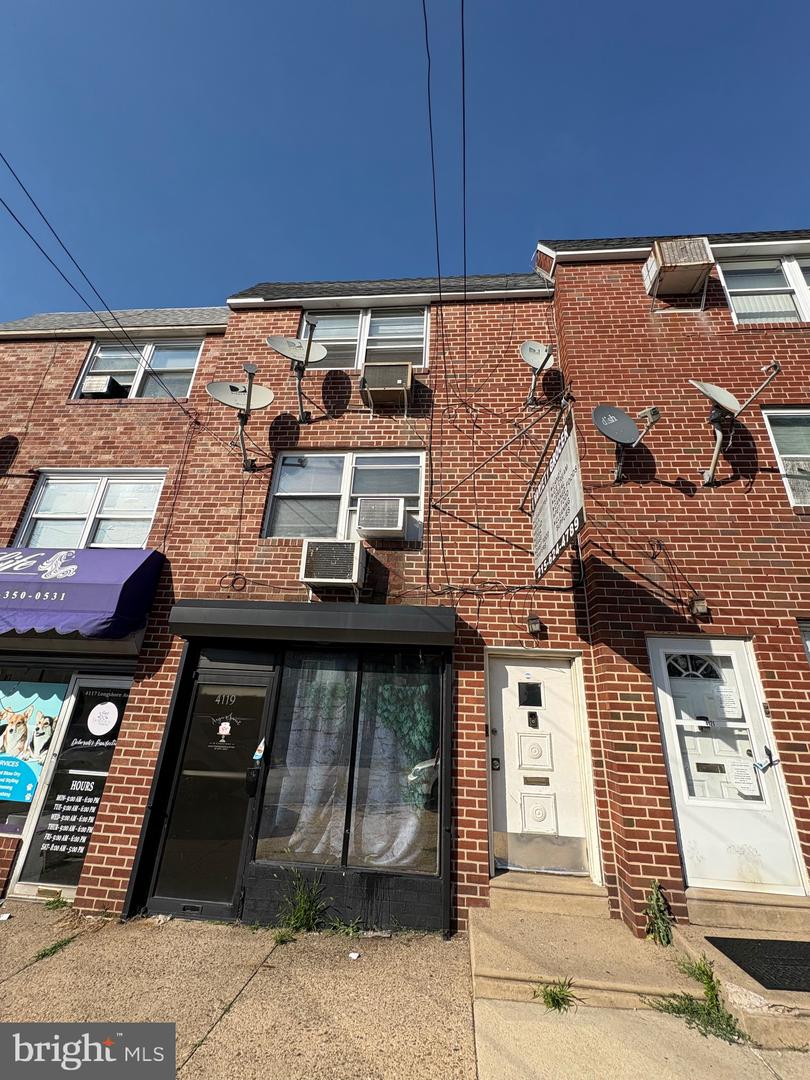 4119-00 Longshore Ave Property Photo 1