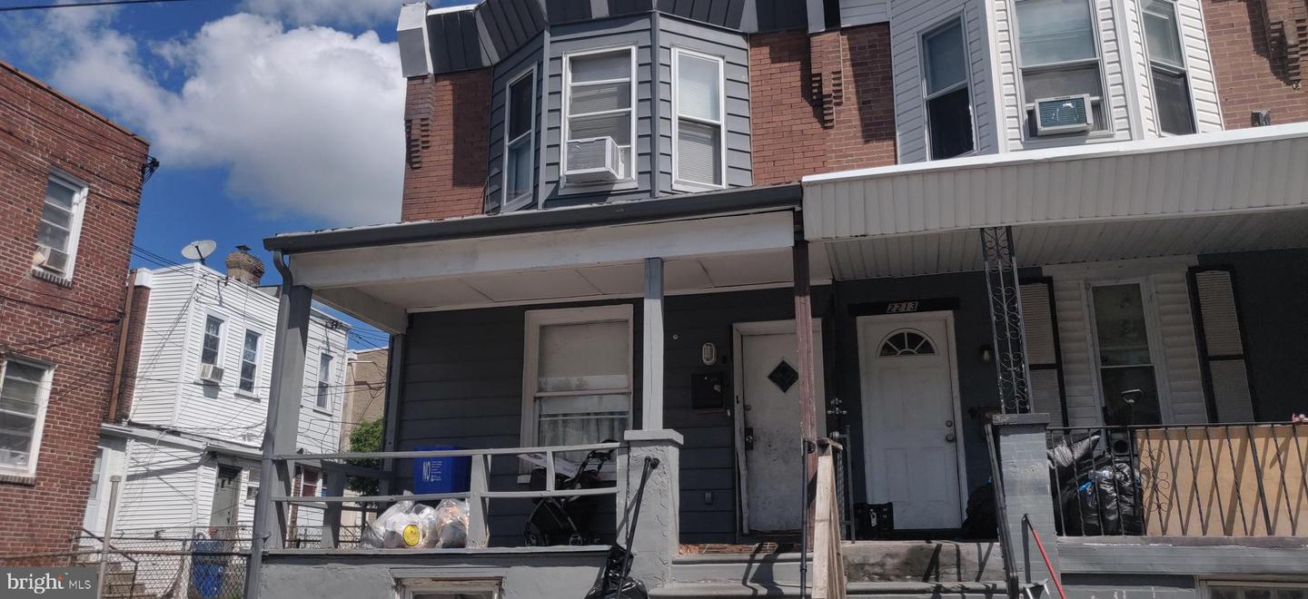 2211 S Hobson St Property Photo 1