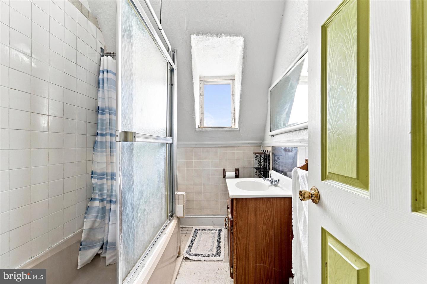 5330 Rising Sun Ave Property Photo 12