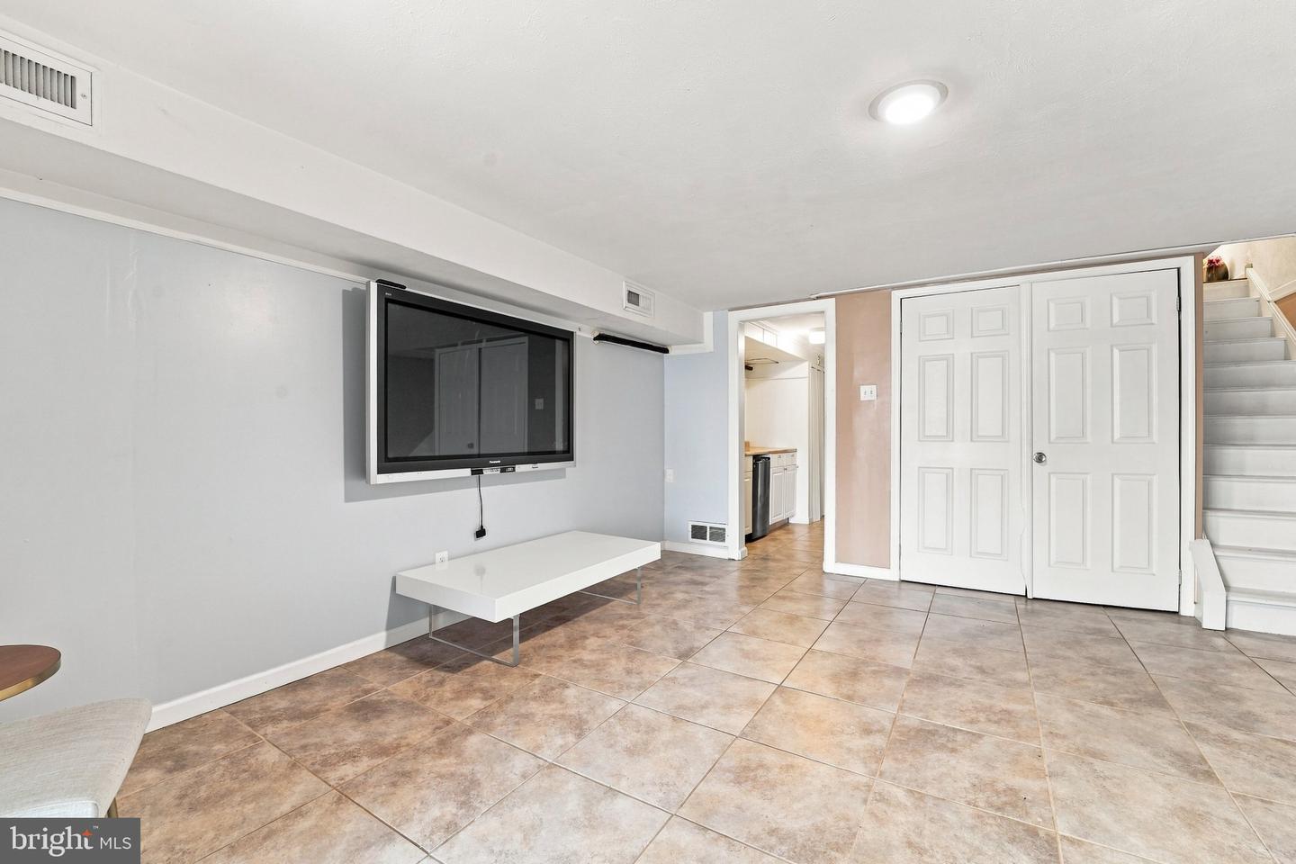 8913 Dewees St Property Photo 30