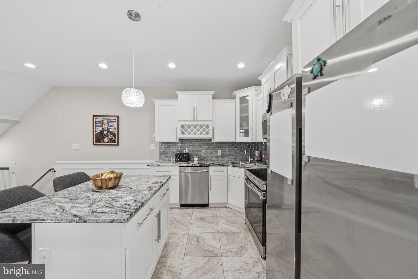 6114 Ross St Property Photo 10