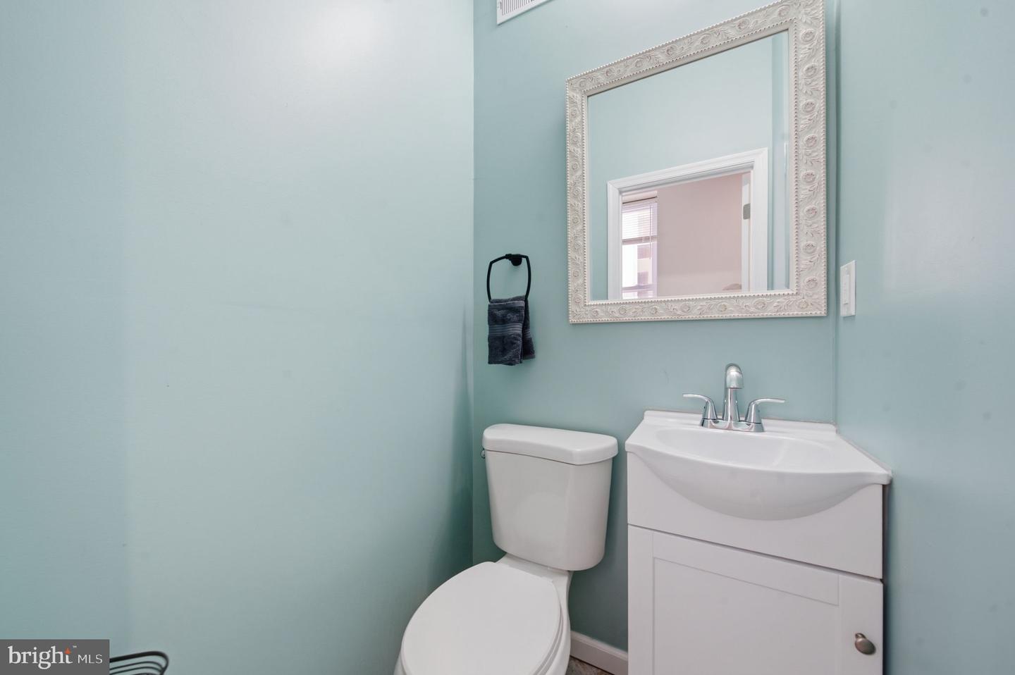 6114 Ross St Property Photo 15