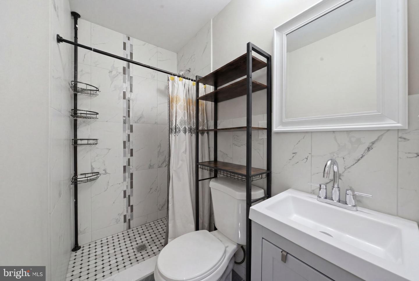 6114 Ross St Property Photo 21