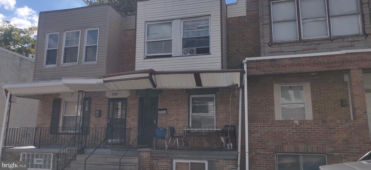 2534 S Millick St Property Photo 2
