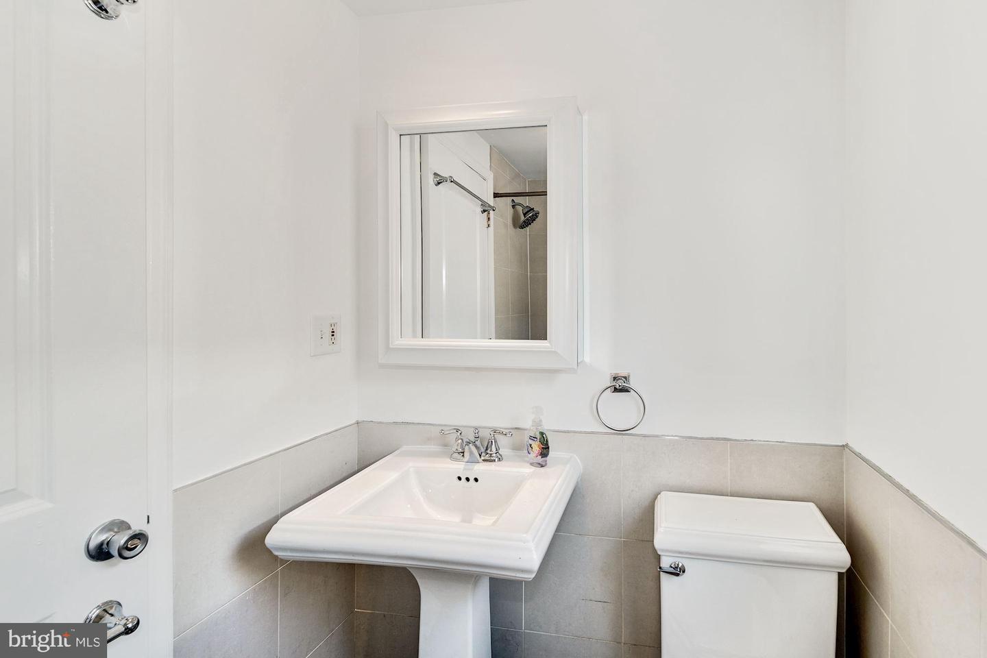 15 W Wildey St Property Photo 19