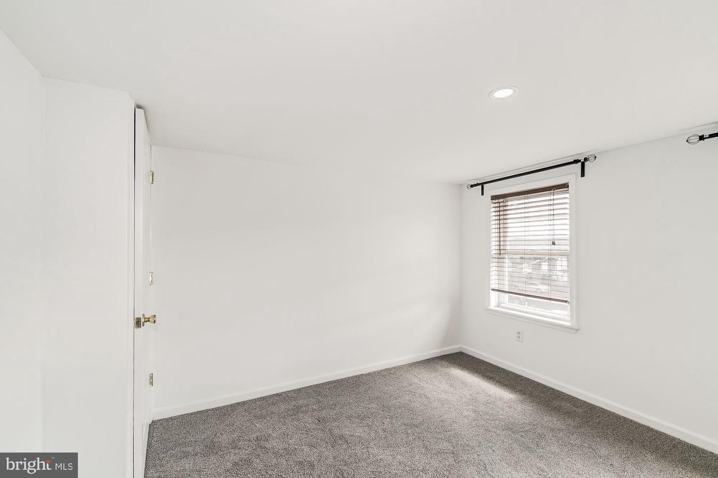 15 W Wildey St Property Photo 22