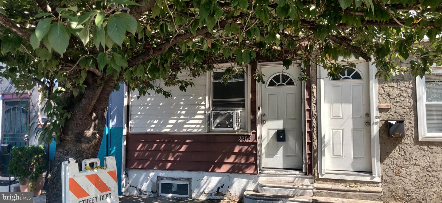 2303 S 63rd St Property Photo 3