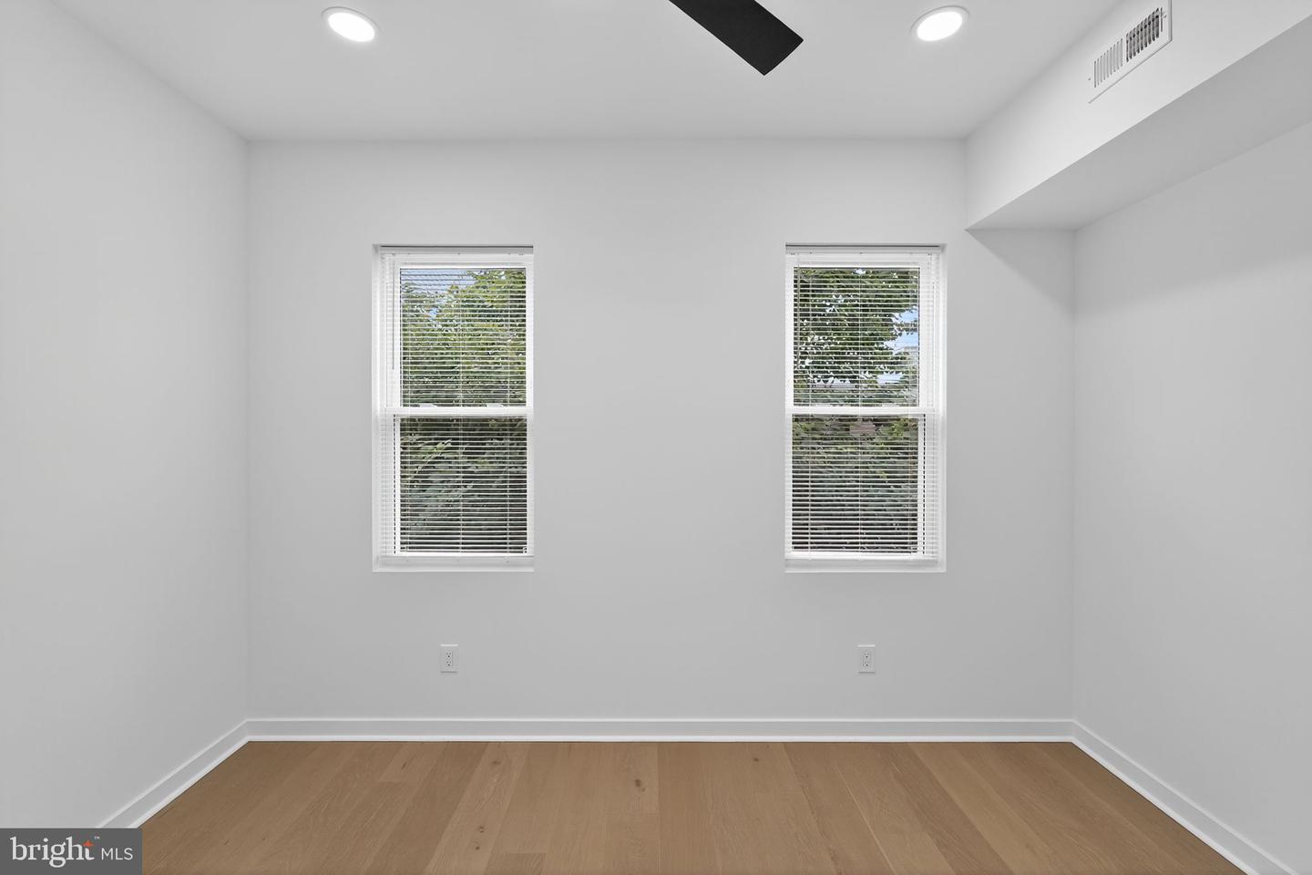 1424 S Ringgold St Property Photo 11