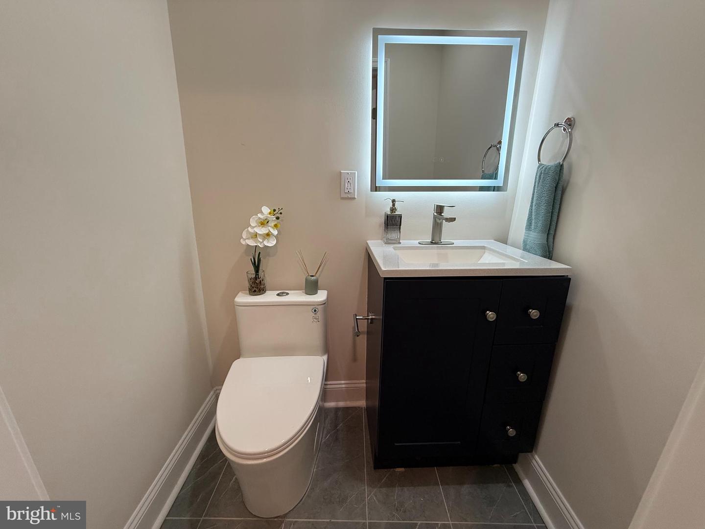 6327 Wheeler St Property Photo 9