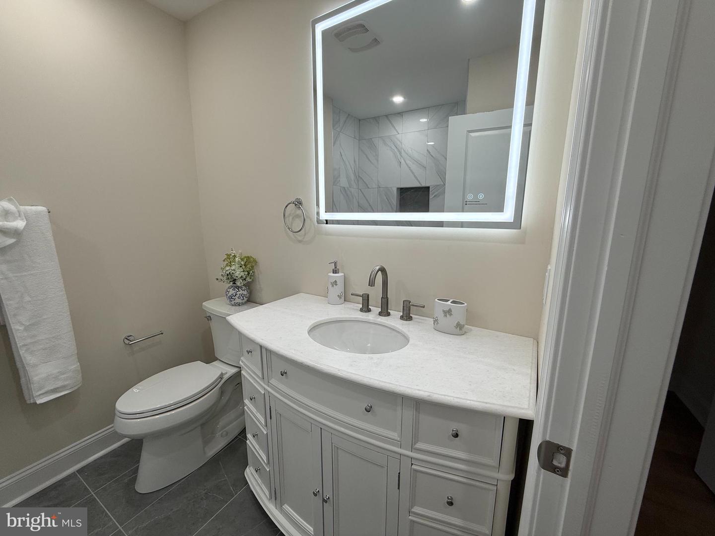 6327 Wheeler St Property Photo 14