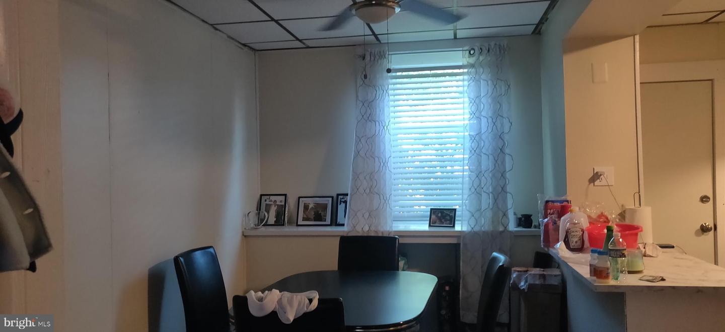 2527 S Millick St Property Photo 4