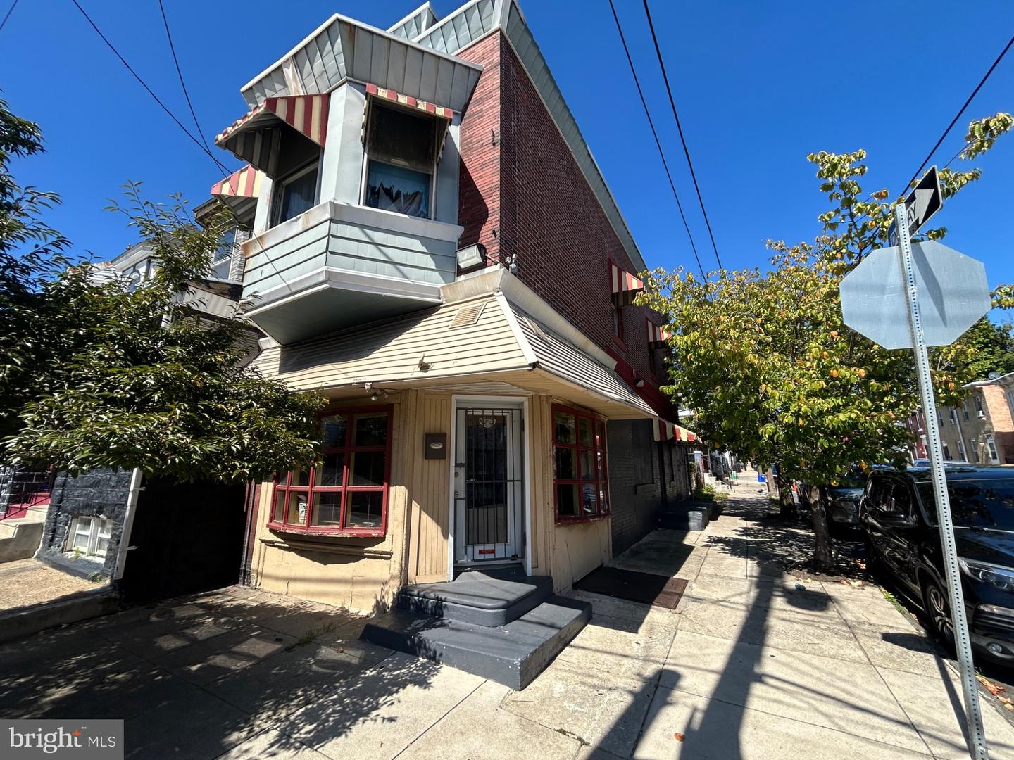 5927 Media St Property Photo 1