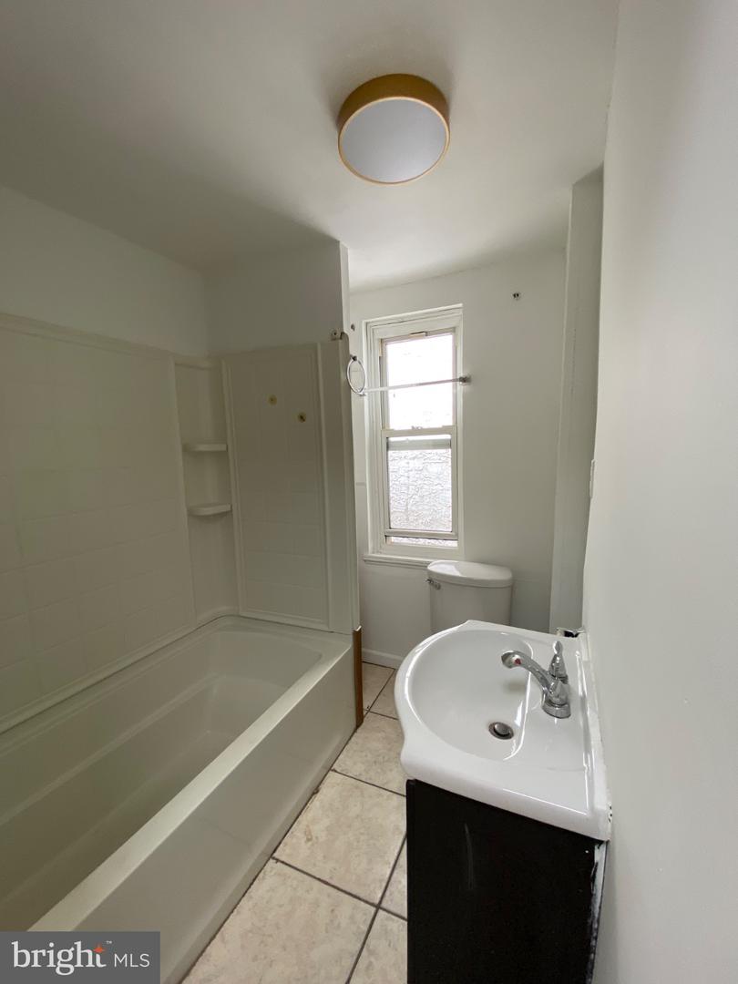 1640 N Gratz St Property Photo 19