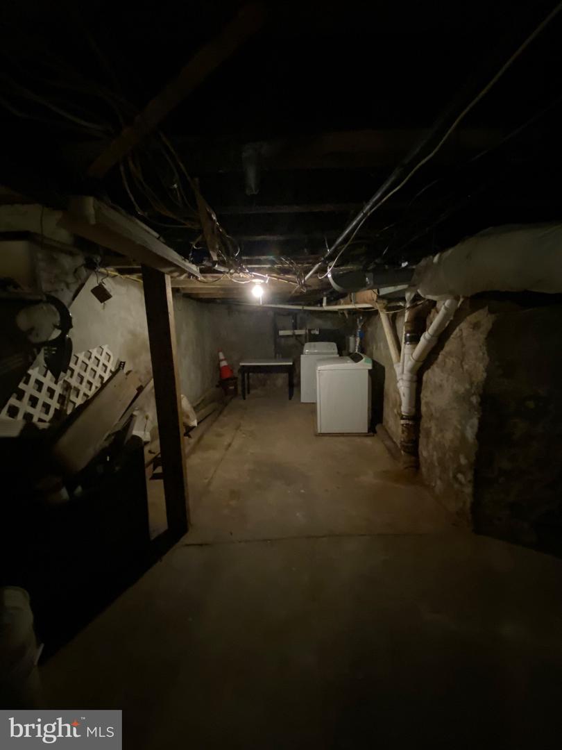 1640 N Gratz St Property Photo 24