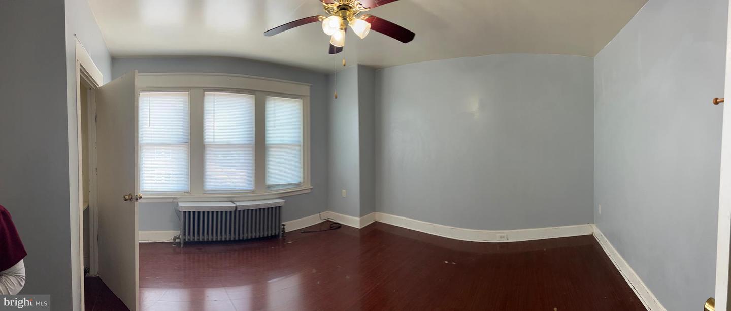 229 W Chew Ave Property Photo 4