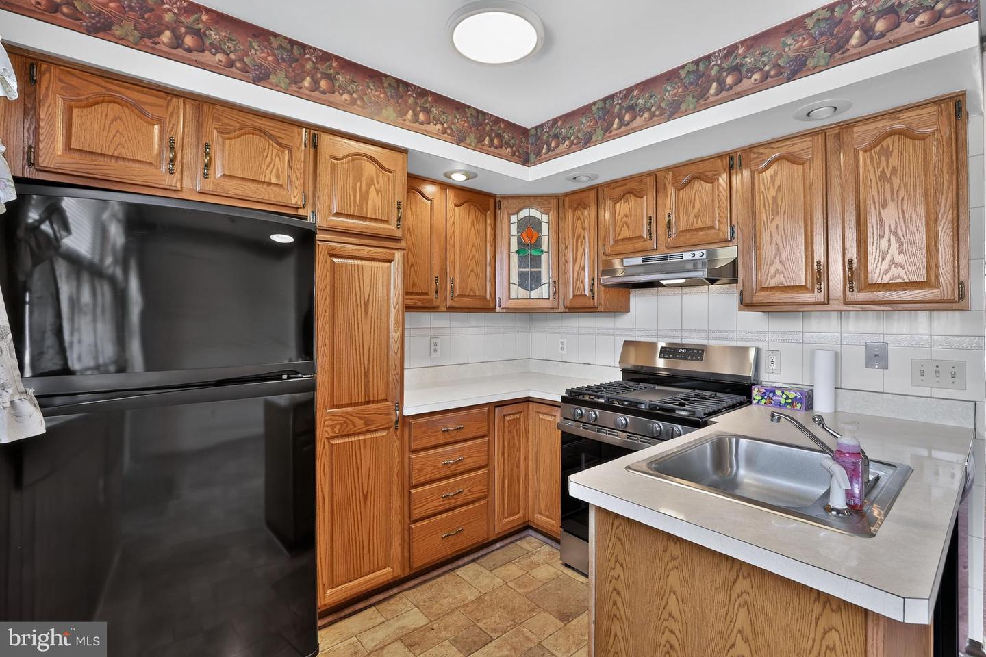 10942 Modena Pl Property Photo 10