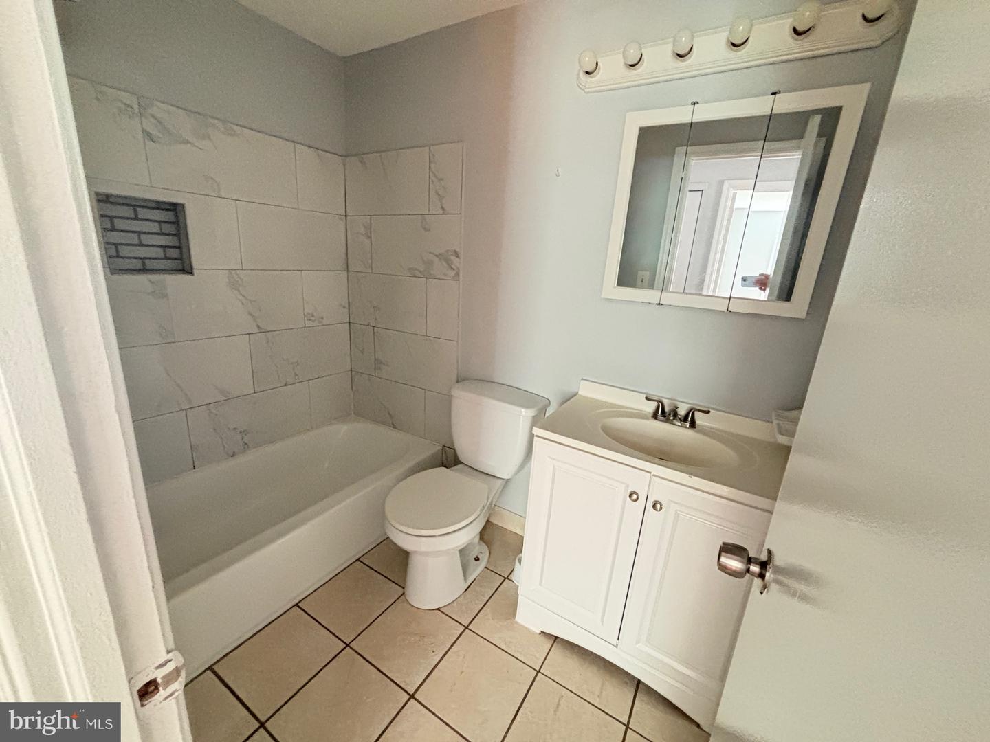 13020 Blakeslee Dr Property Photo 12