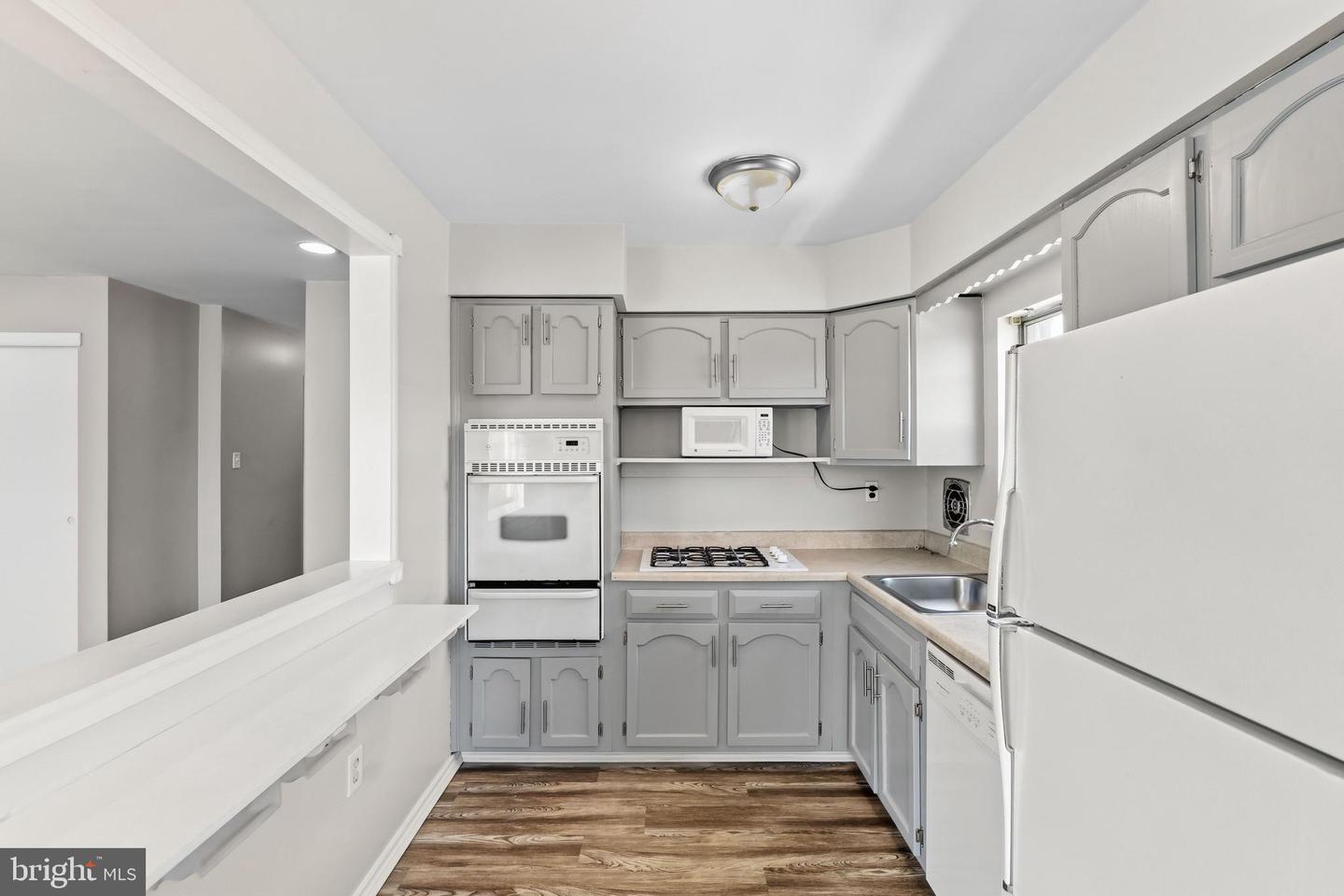 3980 Carteret Dr #2nd Floor Property Photo 3