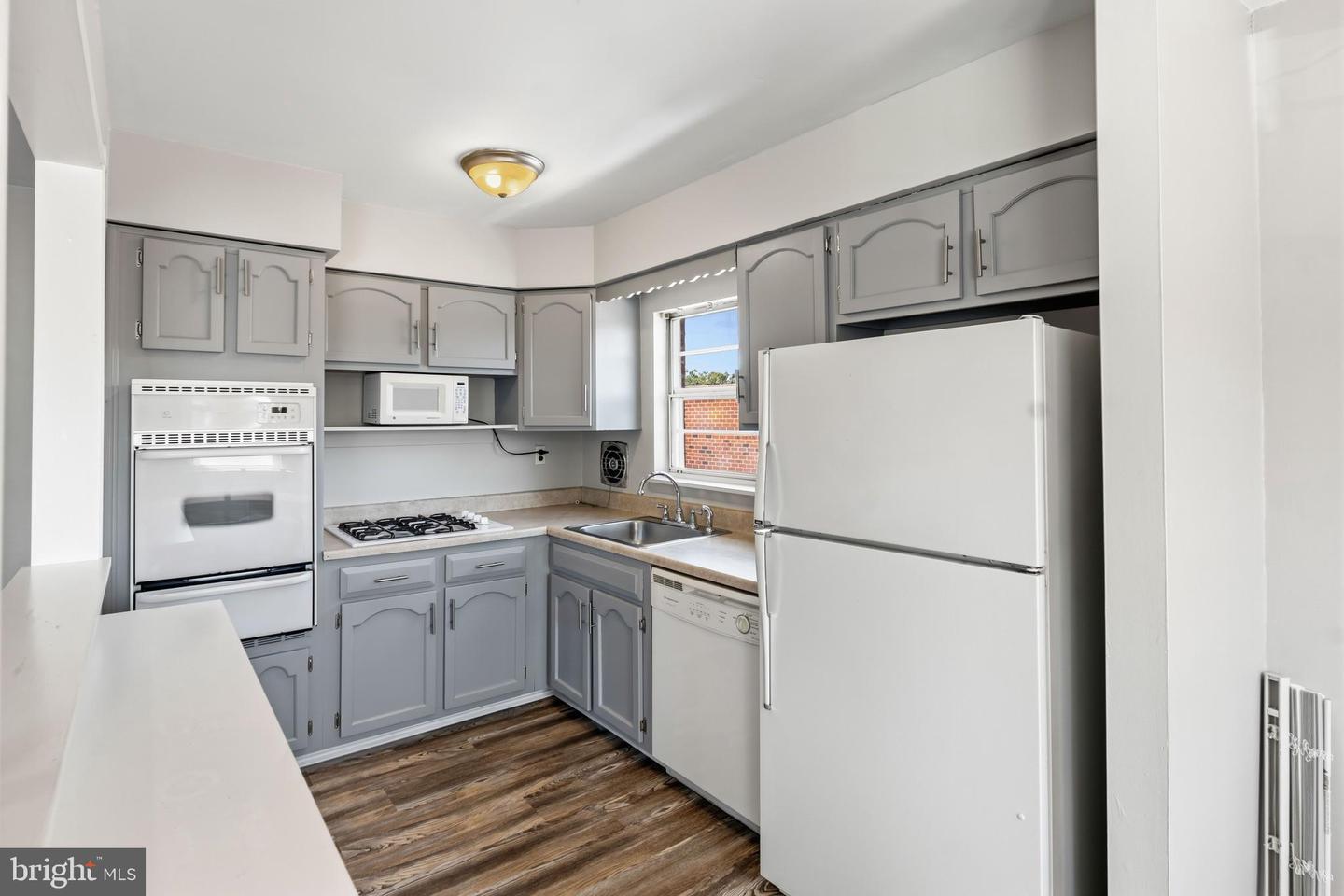 3980 Carteret Dr #2nd Floor Property Photo 4