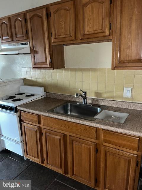 5634 Walnut St #3rd Floor Property Photo 11