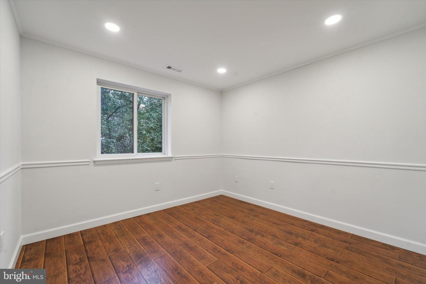 2040 Arch St Property Photo 20