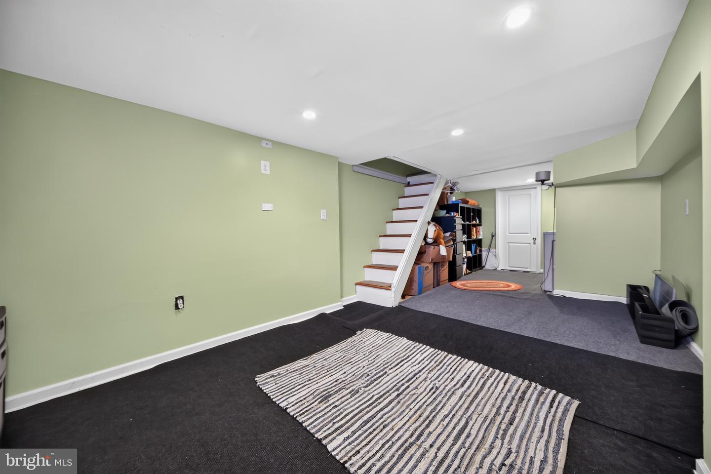 128 Tasker St Property Photo 17