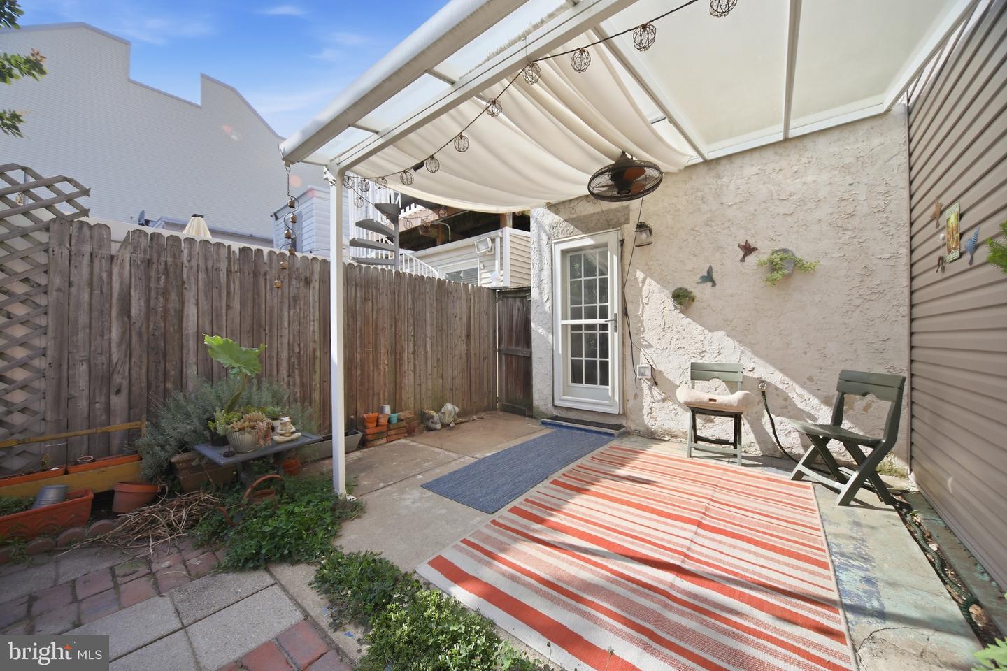 128 Tasker St Property Photo 22