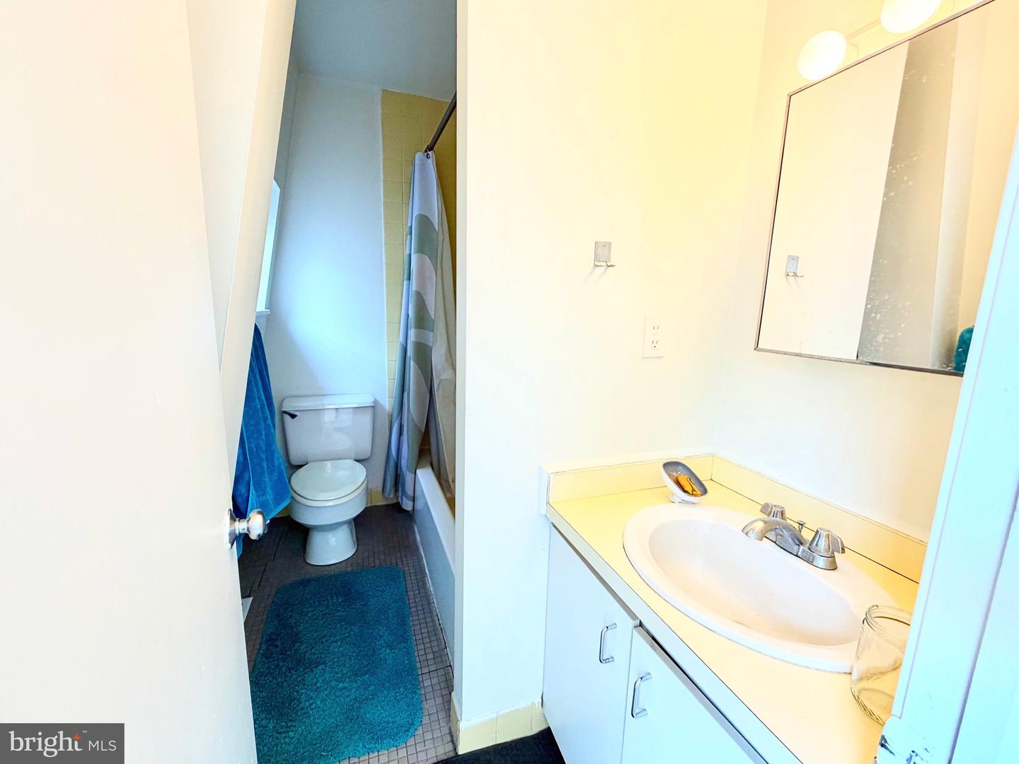 1209 Locust St #3f Property Photo 19