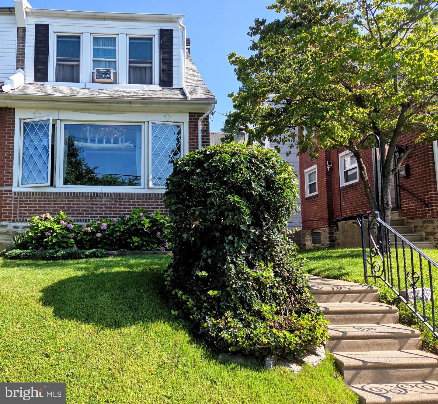 367 LONGSHORE AVE Property Photo 1