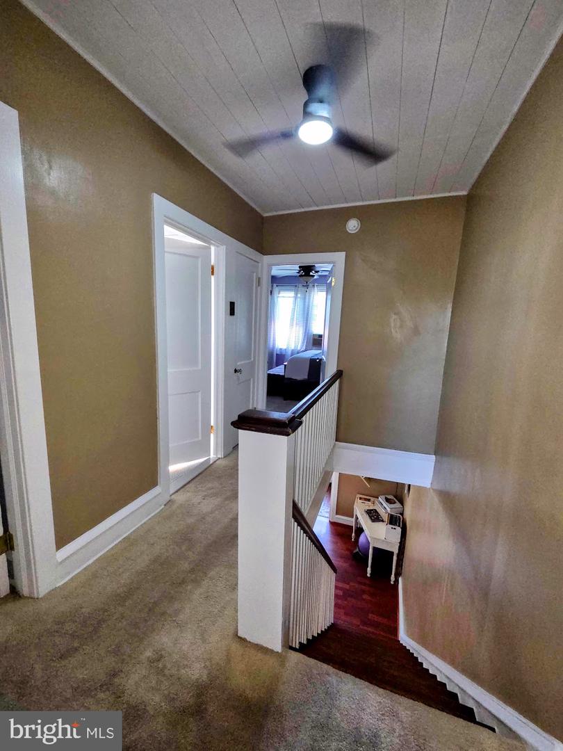 367 Longshore Ave Property Photo 14