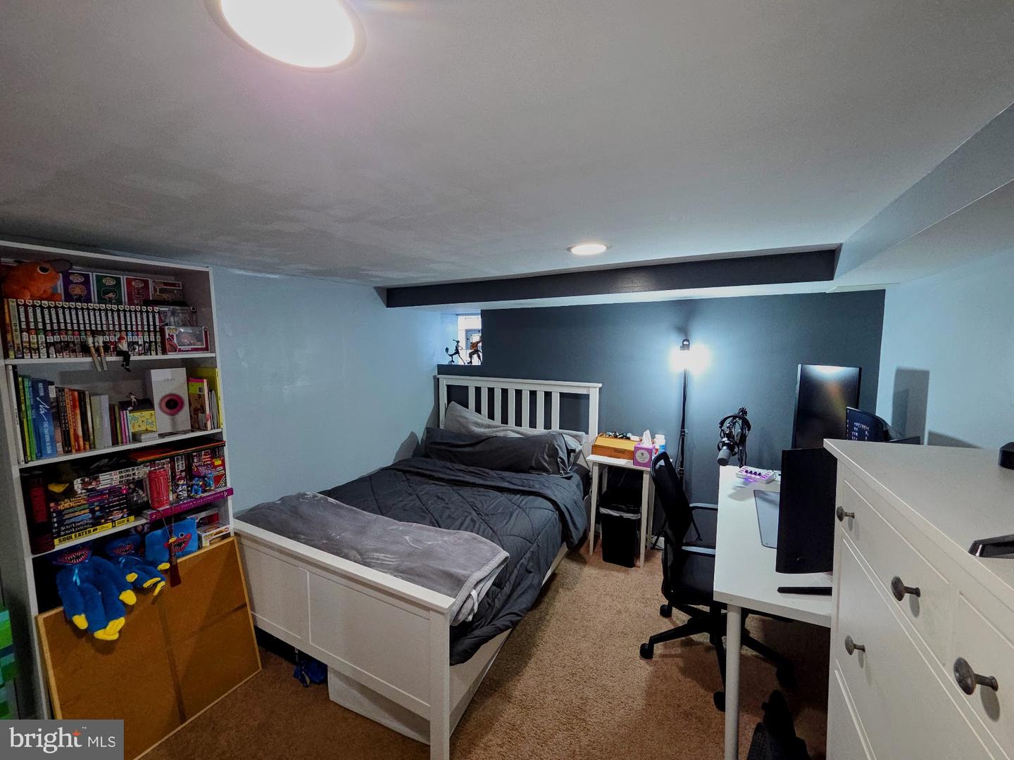 367 Longshore Ave Property Photo 23