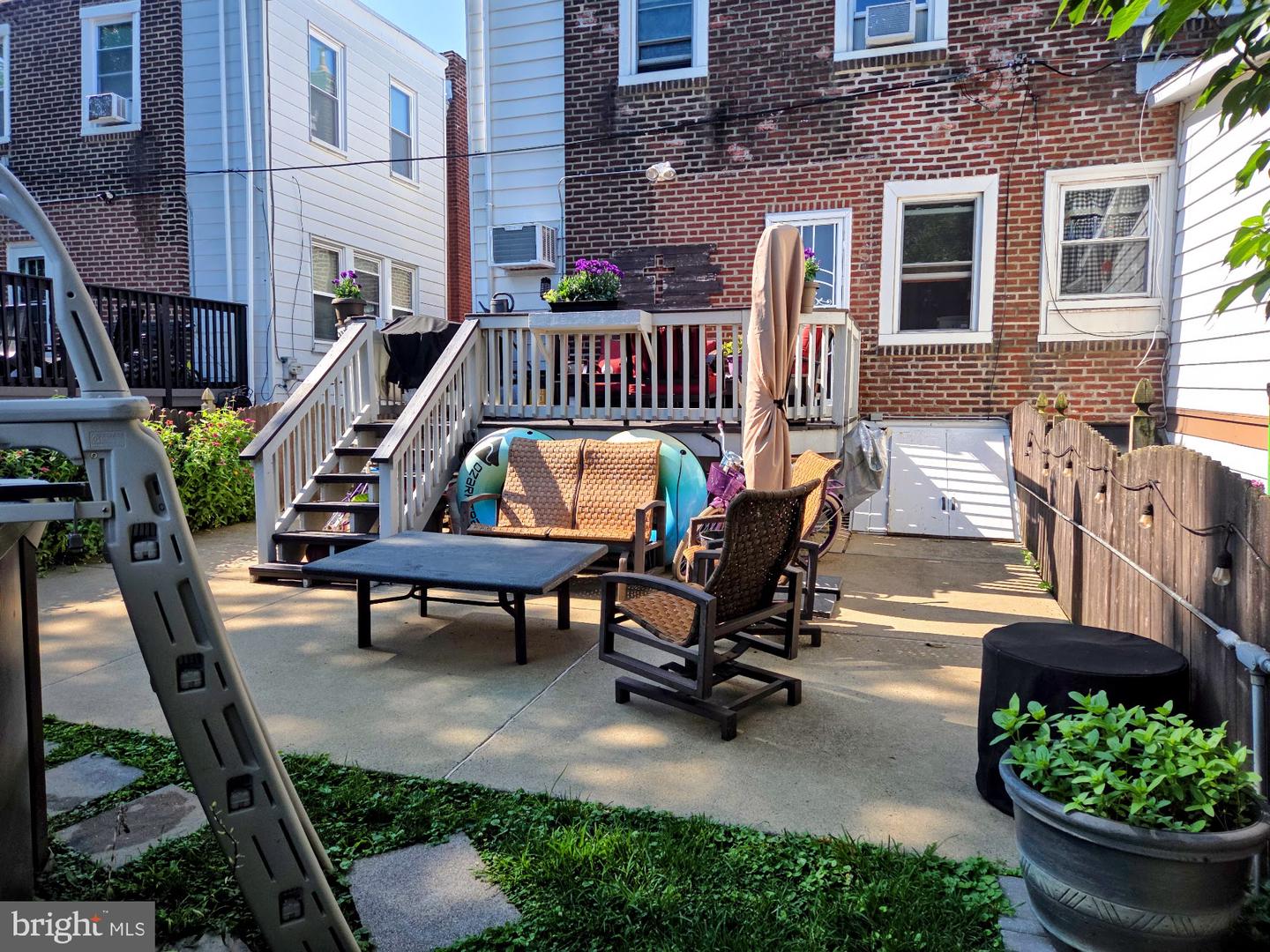 367 Longshore Ave Property Photo 30