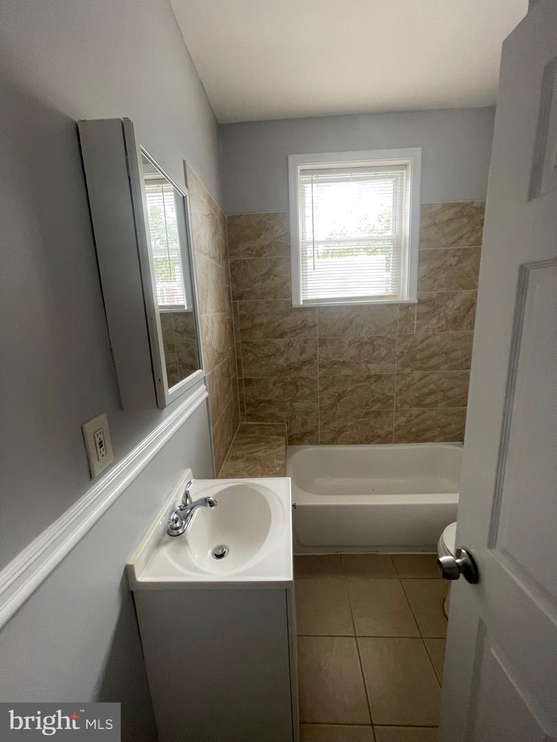 1809 W Venango St Property Photo 4