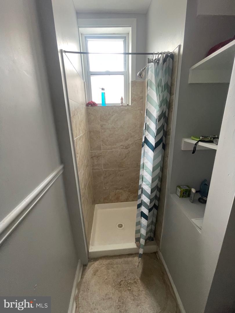 1809 W Venango St Property Photo 8