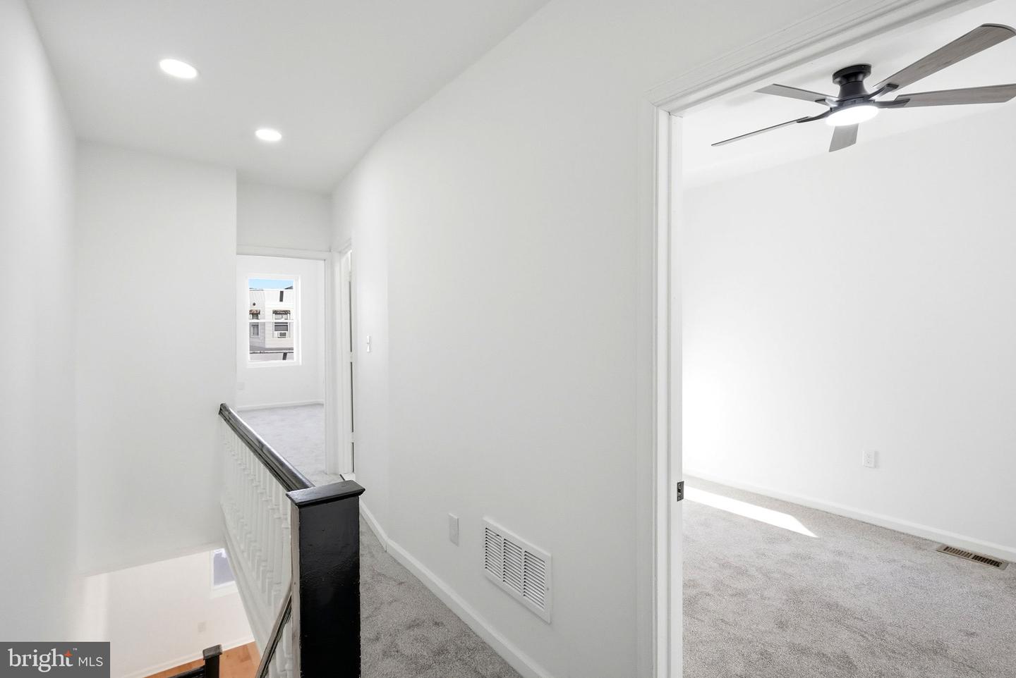 1651 N Redfield St Property Photo 19