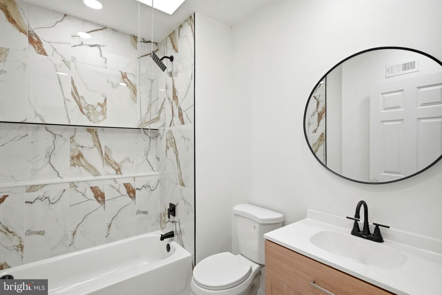 1651 N Redfield St Property Photo 20