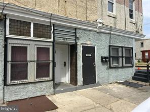 1301-00 W Venango St Property Photo 2