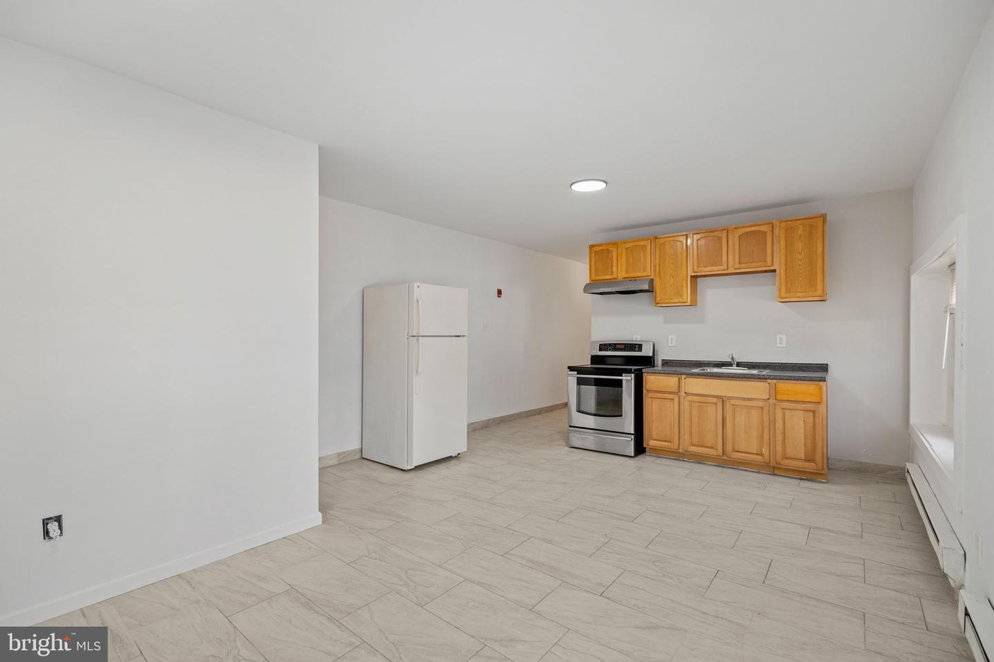 1301-00 W Venango St Property Photo 9