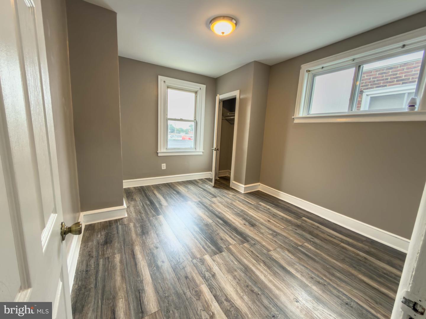 6137 Argyle St Property Photo 16
