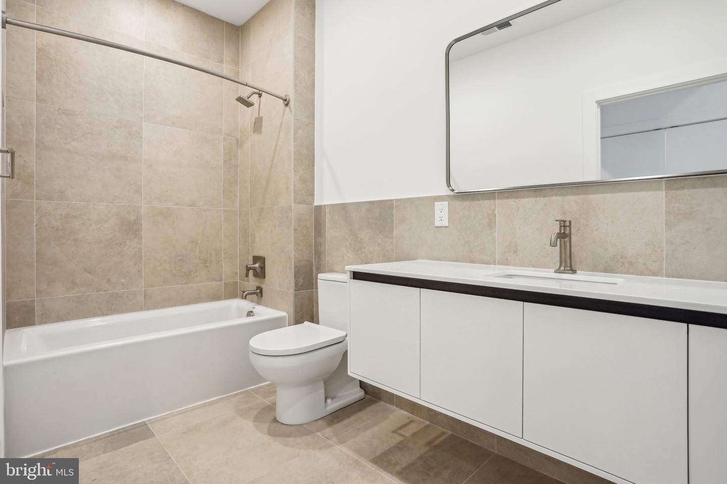 1731 Tilghman St #406 Property Photo 15