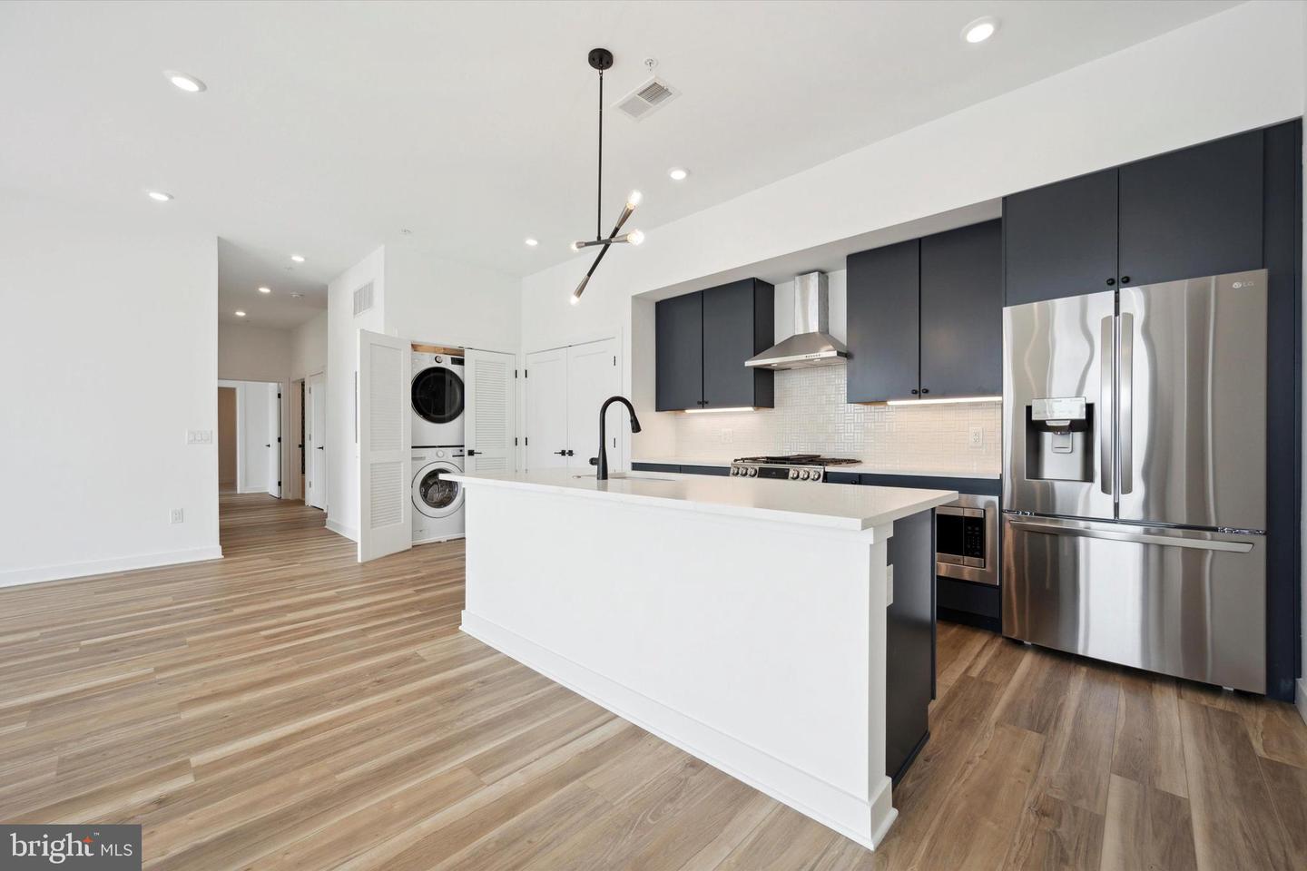 2636 E York St #606 Property Photo 1