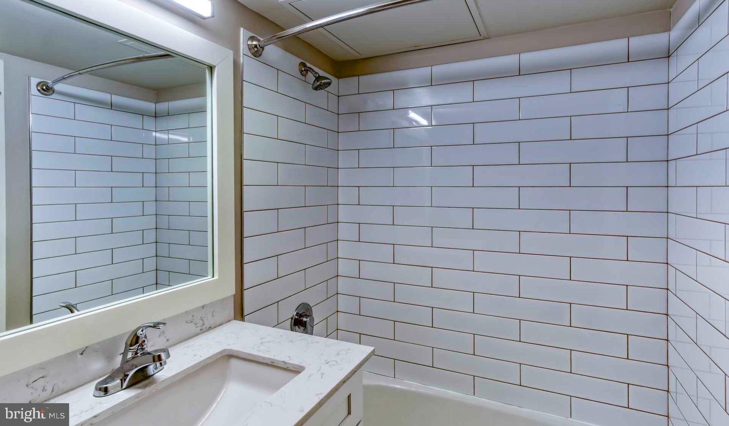 1815 John F Kennedy Blvd #2915 Property Photo 5